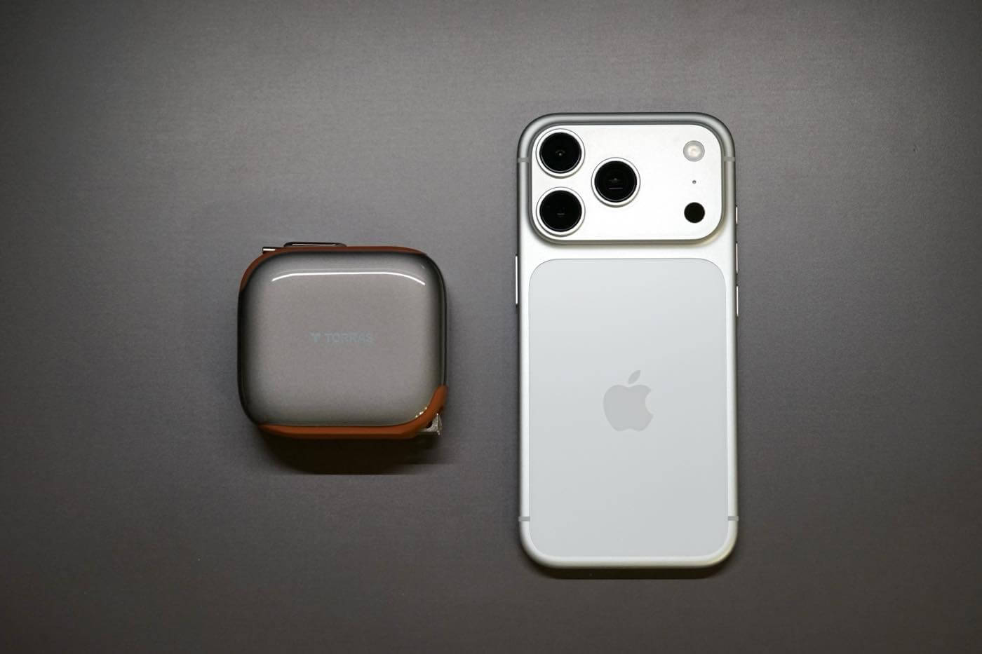 【レビュー】｢TORRAS FlexLine Pro 60W 巻き取り式充電器｣ ｰ 1mの高耐久ケーブル内蔵 & iPhone 18 Proの有線高速充電にも対応